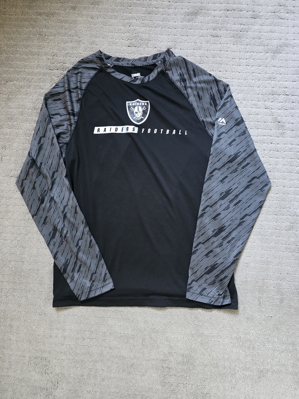 Majestic Oakland Raiders Long-Sleeve Performance Shirt - Black/Grey